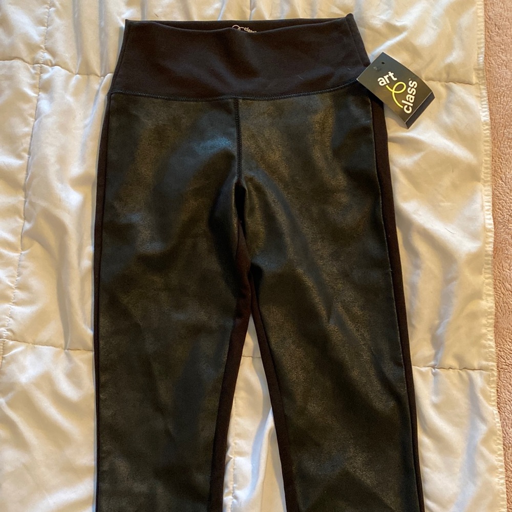 Brand New Girls so 7/8 black faux leather front leggings